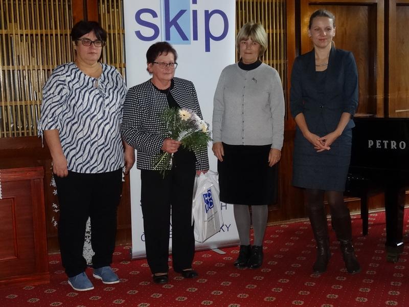 Mgr. Zuzana Bornová (předsedkyně regionálního výboru SKIP 10), Ludmila Müllerová, RNDr. Jitka Holásková (ředitelka Vědecké knihovny v Olomouci), Mgr. Jana Foltysová (vedoucí kanceláře primátora statutárního města Opavy)