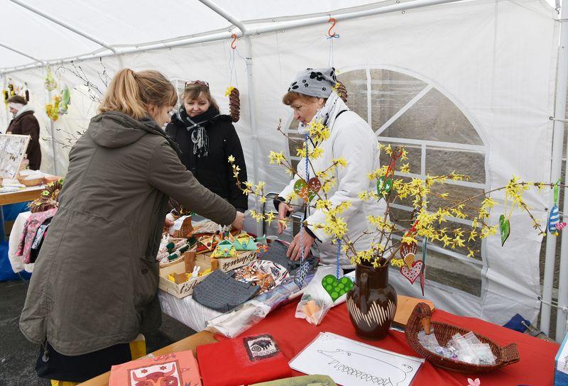 Šité tašky byly vítané (foto: Eva Hodíková, Národní knihovna ČR)