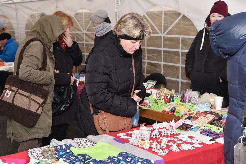 Háčkované zvonečky paní Poživilové z Jihlavy (foto: Eva Hodíková, NK ČR)