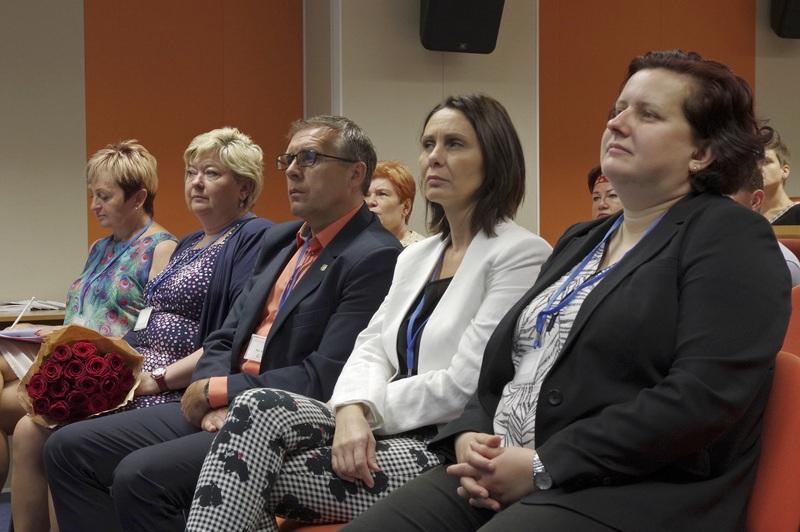 Hosté (zleva: PhDr. Marie Šedá, PhDr. Libuše Foberová, Ph.D., Mgr. Andrzej Bizoń, Ing. Martina Šrámková, MPA, Ing. Gabriela Monczková)