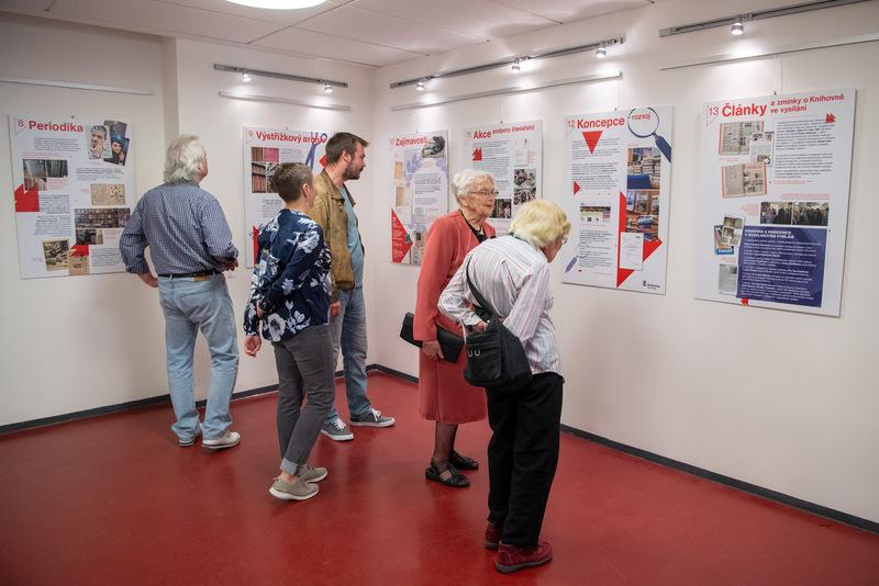 Návštěvníci si na patnácti velkoformátových panelech mohli přečíst o historii a fondu knihovny, knihovnících, ale také o digitalizaci a výhledech do budoucna