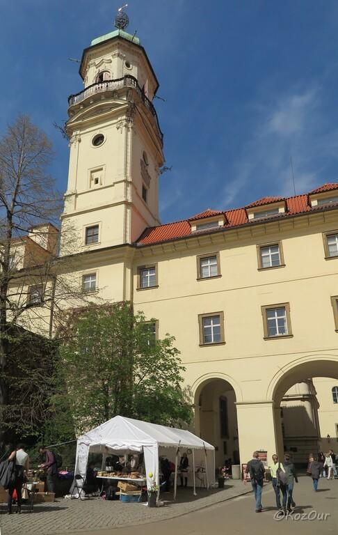 Stan byl umístěn v blízkosti Astronomické věže a Zrcadlové kaple (foto: Martina Kožíšek Ouřadová, Knihovna města Plzně)